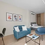 Ct Yetişkin Oteli *