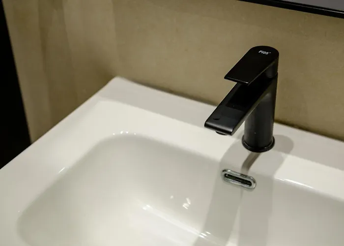 Ct Yetişkin Oteli *