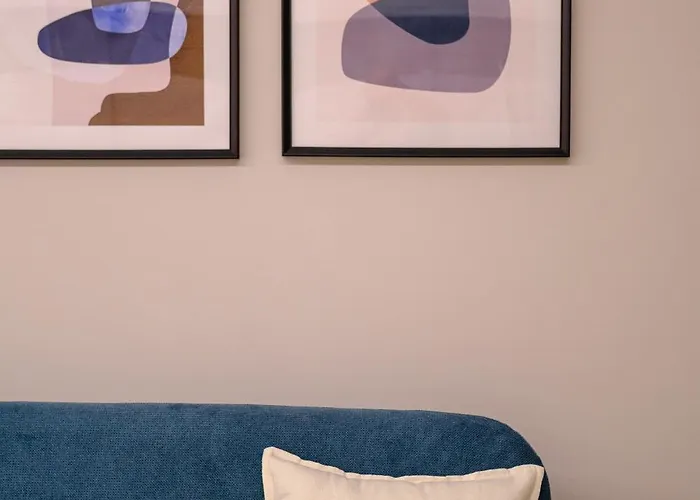 Ct Yetişkin Oteli Lefkoşa